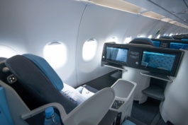  La Compagnie business class airline